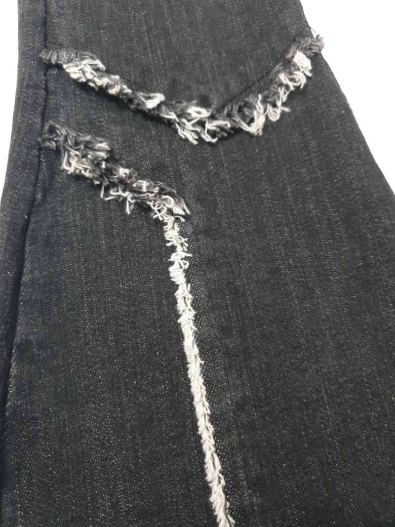 Pantalone a Zampa in Denim - Dettagli Frangiati - immagine 2